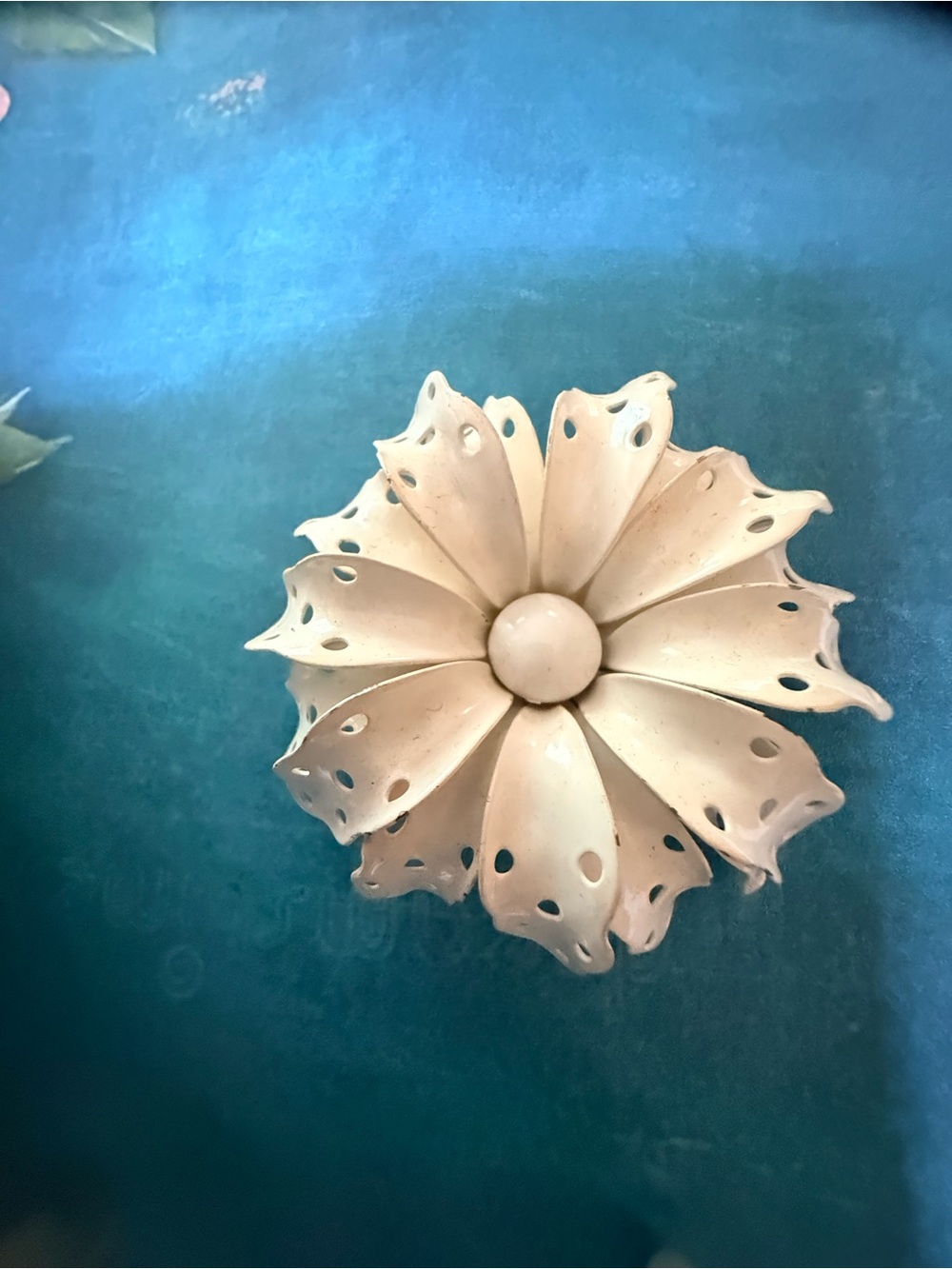 Cream Floral Enamel Brooch